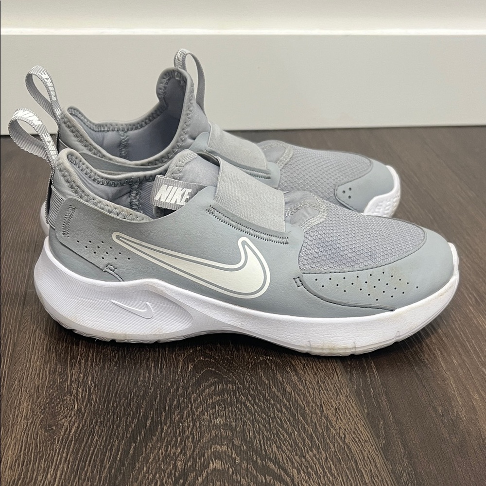 Nike Flex Runner 3  Kids Light Gray Sneakers unisex